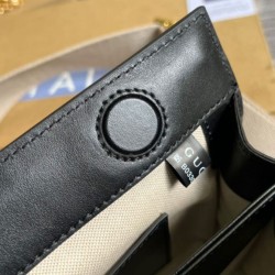Imitazioni borse griffate a tracolla in pelle Gucci Matelasse 702200 nera Imitazioni borse griffate a tracolla in pelle Gucci Matelasse 702200 nera