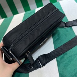 Imitazione Qualità superiore replica a tracolla Prada Re-Nylon 1BC167 nera Imitazione Qualità superiore replica a tracolla Prada Re-Nylon 1BC167 nera