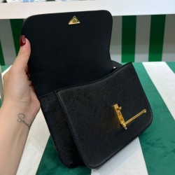 Sito Replica Borsa a tracolla Prada Saffiano nera imitazioni Miglior Prezzo Borsa a tracolla Prada Saffiano nera Replica