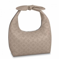 Replica Perfetta Louis Vuitton Why Knot MM in pelle Mahina M20787