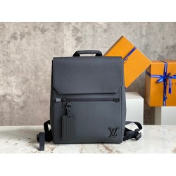 Zaino Louis Vuitton Fastline In Pelle Aerogram Louis Vuitton Nera