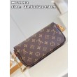 Portafoglio LV su catena Ivy Monogram M81911