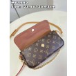 Portafoglio LV su catena Ivy Monogram M81911