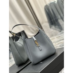 YSL Saint Laurent Le 5 À 7 Cassandre Hobo Secchiello Piccola Borsa Morbida Pelle Liscia Grigia