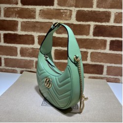 Miglior Prezzo Mini borsa Gucci GG Marmont a forma di mezza luna 699514 Verde Replica