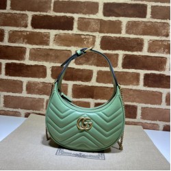Miglior Prezzo Mini borsa Gucci GG Marmont a forma di mezza luna 699514 Verde Replica