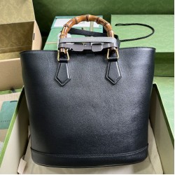Sito Replica Borsa tote media Gucci Diana 750394 Nera imitazioni Miglior Prezzo Borsa tote media Gucci Diana 750394 Nera Replica