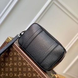 Miglior Prezzo Borse Imitazioni LV Pochette Kasai da uomo M82078 Replica