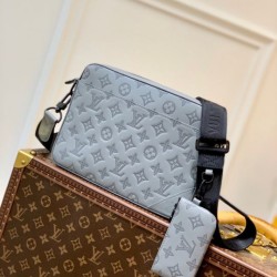 Sito Replica Borsa da uomo LV Duo Messenger con monogramma M46104 imitazioni Miglior Prezzo Borsa da uomo LV Duo Messenger con monogramma M46104 Replica