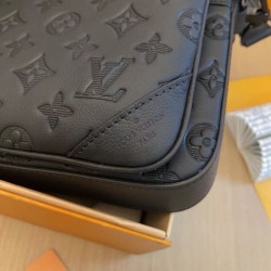 Sito Replica Borsa da uomo Louis Vuitton Trio Messenger G65 M46602 imitazioni Miglior Prezzo Borsa da uomo Louis Vuitton Trio Messenger G65 M46602 Replica