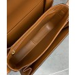 Borsa Celine Classique Cuir Triomphe in pelle di vitello naturale caffè