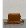Borsa Celine Teen Triomphe in pelle di vitello lucida caffè