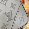 Borsa da uomo LV Duo Messenger con monogramma M46104