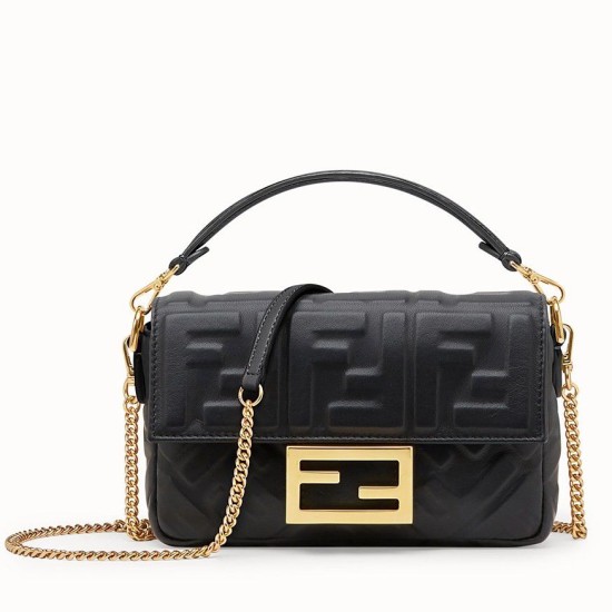 Bora Pari all'originale replica Fendi Mini Baguette FF Motivo Nera
