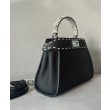 Borsa Replica 1:1 Fendi Peekaboo ISeeU piccola 8BN327 nera