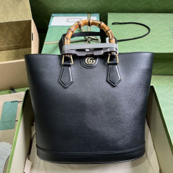 Borsa tote media Gucci Diana 750394 Nera