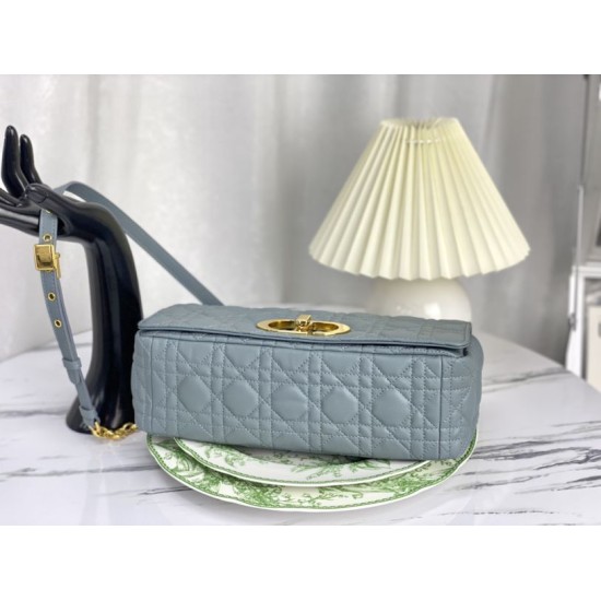 Sito Replica Imitazione Christian Dior Borsa Dior Caro grande azzurro imitazioni Miglior Prezzo Imitazione Christian Dior Borsa Dior Caro grande azzurro Replica
