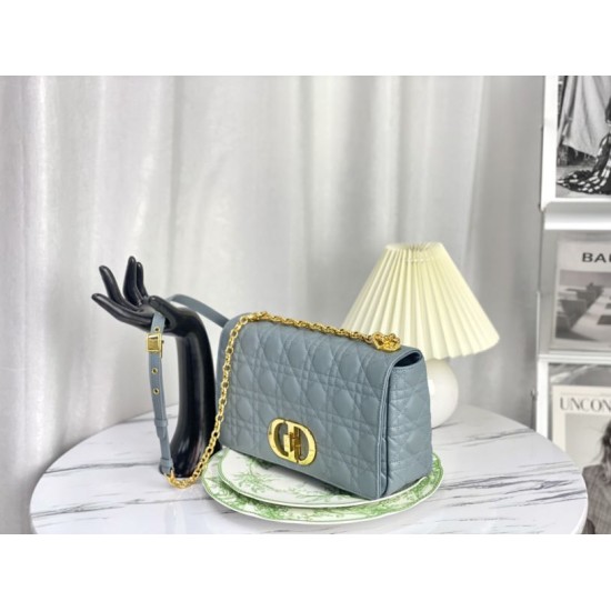 Sito Replica Imitazione Christian Dior Borsa Dior Caro grande azzurro imitazioni Miglior Prezzo Imitazione Christian Dior Borsa Dior Caro grande azzurro Replica