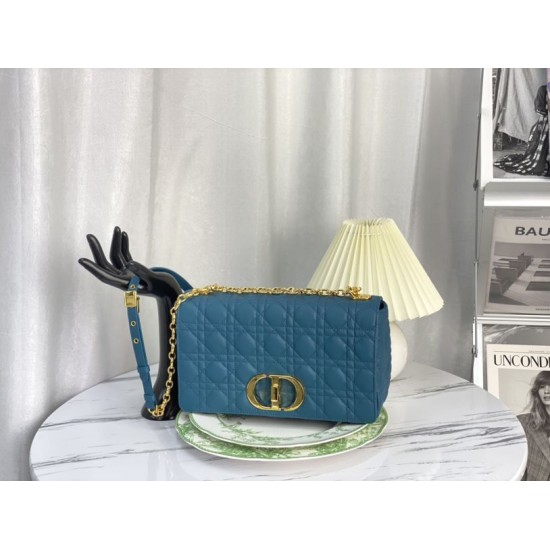 Sito Replica Christian Dior Perfetta Dior Caro grande Blu imitazioni Miglior Prezzo Christian Dior Replica Perfetta Dior Caro grande Blu