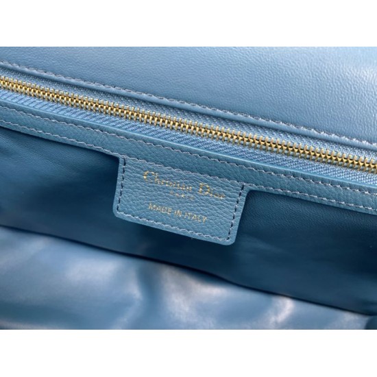 Sito Replica Christian Dior Perfetta Dior Caro grande Blu imitazioni Miglior Prezzo Christian Dior Replica Perfetta Dior Caro grande Blu