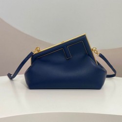 Sito Replica Borsa Fendi First Piccola Blu Scuro imitazioni Miglior Prezzo Borsa Fendi First Piccola Blu Scuro Replica