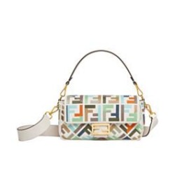 Miglior Prezzo Borsa Fendi Baguette 8BR600 Crema Replica