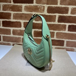 Mini borsa Gucci GG Marmont a forma di mezza luna 699514 Verde