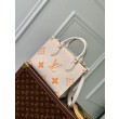 Monogramma della borsa LV M46513 OnTheGo PM
