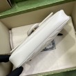 Portafoglio con catena mini porta carte Gucci GG Marmont 751526 Bianco