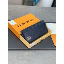 Portafoglio verticale LV Zippy Damier Infini N60503
