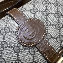 Sito Replica Borsa messenger Gucci GG con Interlocking G 745679 Marrone imitazioni Miglior Prezzo Borsa messenger Gucci GG con Interlocking G 745679 Marrone Replica