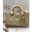 Bora Pari all'originale replica Christian Dior Micro Lady d-Joy Latte Patent Cannage Vitello Albicocca