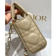 Bora Pari all'originale replica Christian Dior Micro Lady d-Joy Latte Patent Cannage Vitello Albicocca