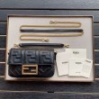Bora Pari all'originale replica con motivo FF Mini Baguette Fendi nera