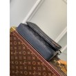 Borse Firmate Replica da uomo LV Trio Messenger Monogram M46340
