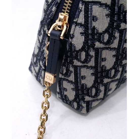 Sito Replica Borsa Christian Dior Mini 30 Montaigne D-Cosy blu scuro imitazioni Miglior Prezzo Borsa Christian Dior Mini 30 Montaigne D-Cosy blu scuro Replica