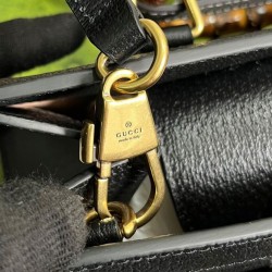 Sito Replica Borse Firmate a tracolla piccola Gucci Diana 735153 nera imitazioni Miglior Prezzo Borse Firmate Replica a tracolla piccola Gucci Diana 735153 nera
