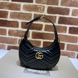 Mini borsa a forma di mezzaluna Gucci GG Marmont 699514 nera