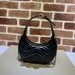 Mini borsa a forma di mezzaluna Gucci GG Marmont 699514 nera