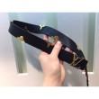 Pari all'originale replica Iconic Metallic Flowers 30mm Belt M9310U