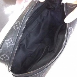Borsa Toiletry GM Monogram Eclipse M43383 imitazioni perfette