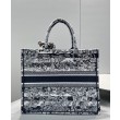 Borse Replica a mano Christian Dior grande con libro blu scuro
