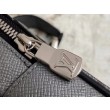Borsa a tracolla da esterno LV Taiga M30833