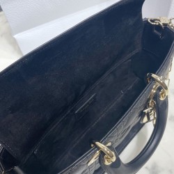 Imitazioni borse griffate Christian Dior Lady D-Joy nera Imitazioni borse griffate Christian Dior Lady D-Joy nera