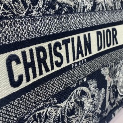 Imitazione Christian Dior Borse Replica Alta Qualità grande libro Dior blu scuro Imitazione Christian Dior Borse Replica Alta Qualità grande libro Dior blu scuro