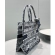 Imitazione Christian Dior Borsa Book Tote con libro blu scuro