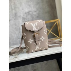 LV Piccolo Zaino Pelle M80738