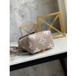 LV Piccolo Zaino Pelle M80738