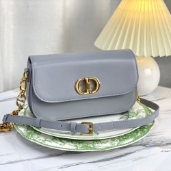 Sito Replica Borsa 1:1 Christian Dior 30 Montaigne Avenue in pelle di vitello grigia imitazioni Miglior Prezzo Borsa Replica 1:1 Christian Dior 30 Montaigne Avenue in pelle di vitello grigia