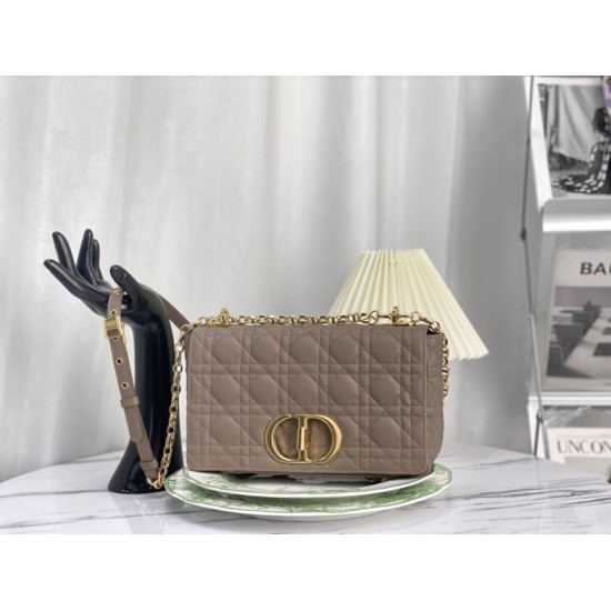 Sito Replica Christian Dior Qualità superiore replica Dior Caro media in pelle di vitello Cannage grigia imitazioni Miglior Prezzo Christian Dior Qualità superiore replica Dior Caro media in pelle di vitello Cannage grigia Replica